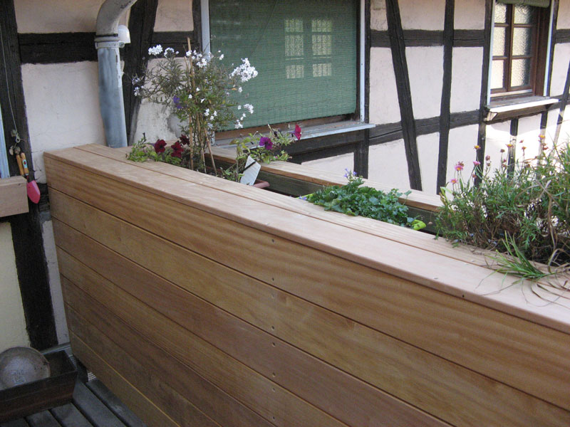 Conceptions originales sur mesure de jardinières bois et aluminium