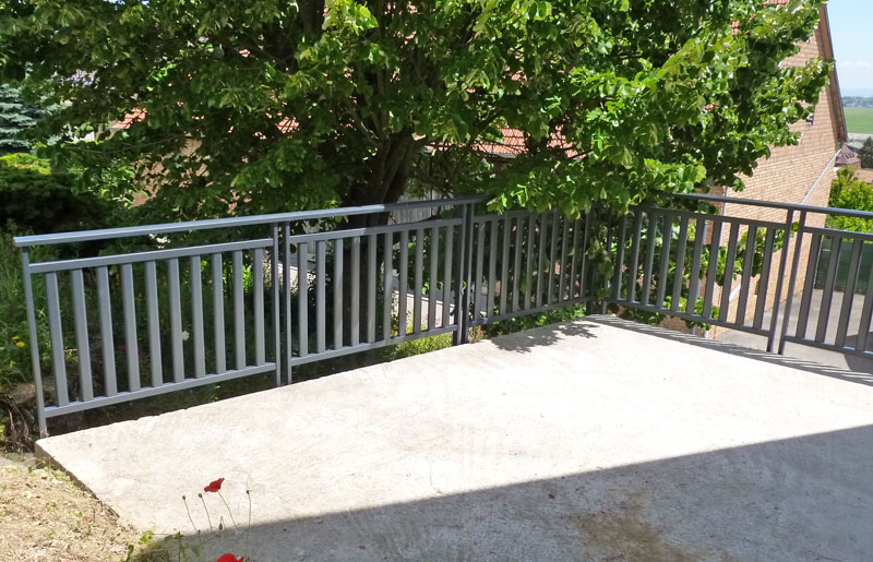 Installation de garde corps en aluminium pour terrasses et balcons ...