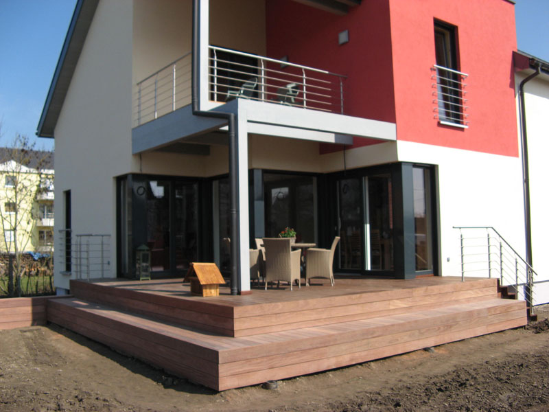 installation de terrasses extérieurs de plain pied en bois en Alsace installation de terrasses extérieurs de plain pied en bois en Alsace